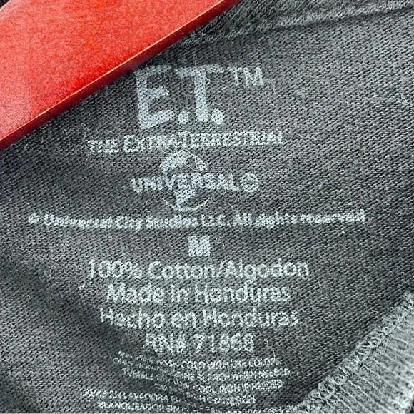 E.T. Movie Universal tag Men's size Medium Short sleeve shirt 9465 - Picture 6 of 7